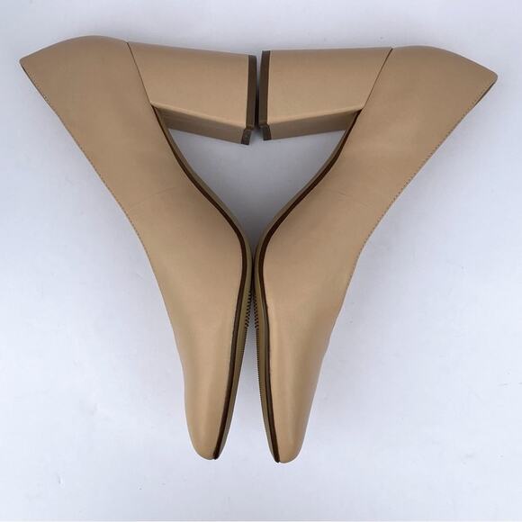 Naturalizer 7.5 Heels Wide Pumps 7.5W Nude Classic Leather Neutral Minimalist - Picture 5 of 11